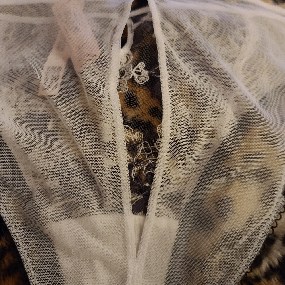 PINK Victoria Secret Panties - Picture 5 of 12